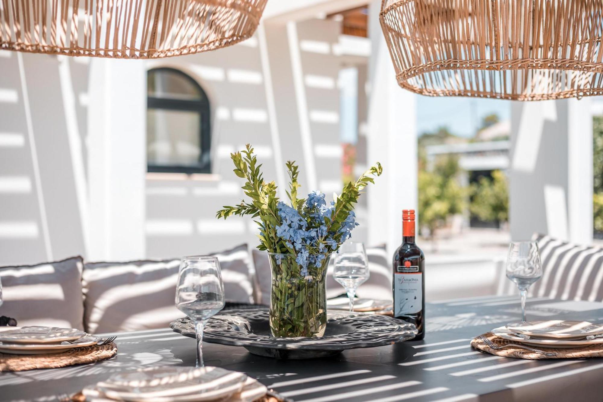 Oneiro Villa - Voted The Best Villa In Rhodes, Greece! Pefki Exteriér fotografie
